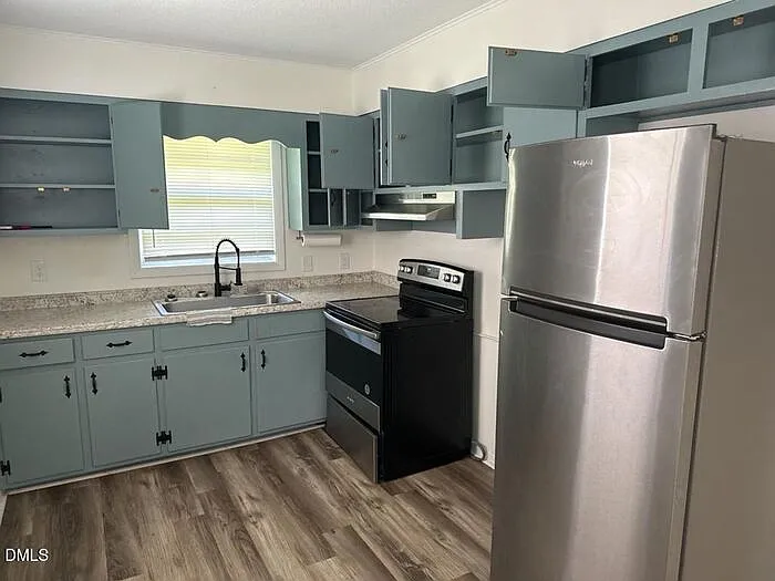 4212 S Alston Ave — Photo 4