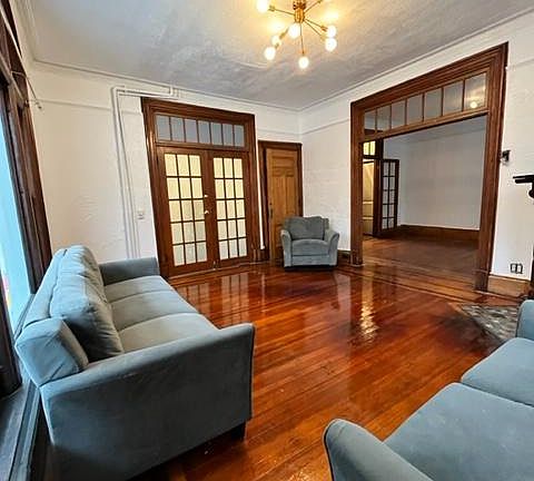 2nd image of 68 Caroline St APT 2