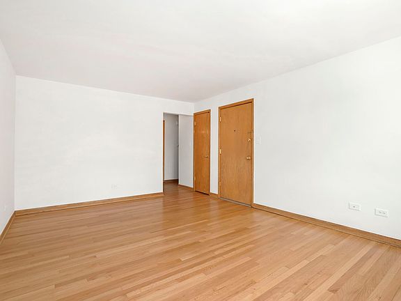 3rd image of 5960 N Odell Ave APT 2C