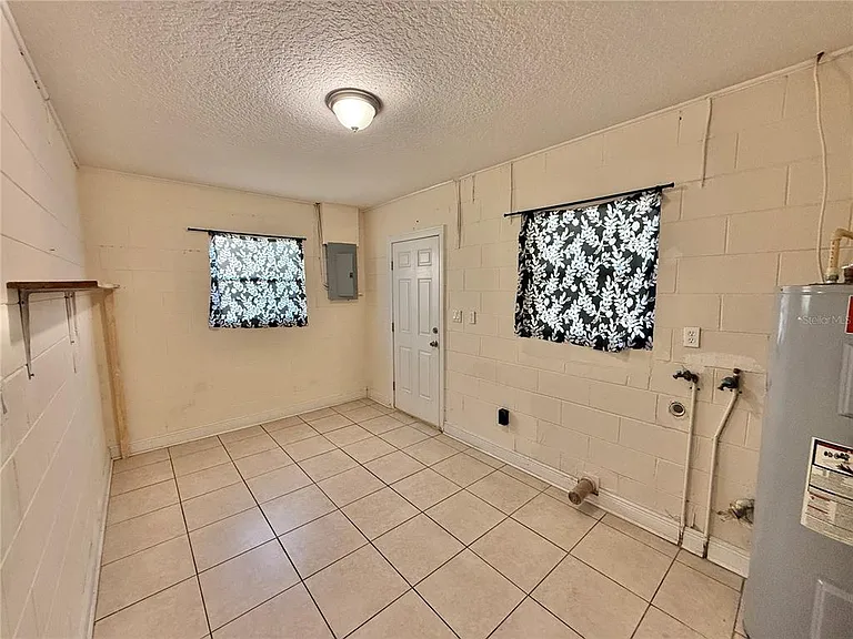 2810 Flowertree Rd — Photo 20