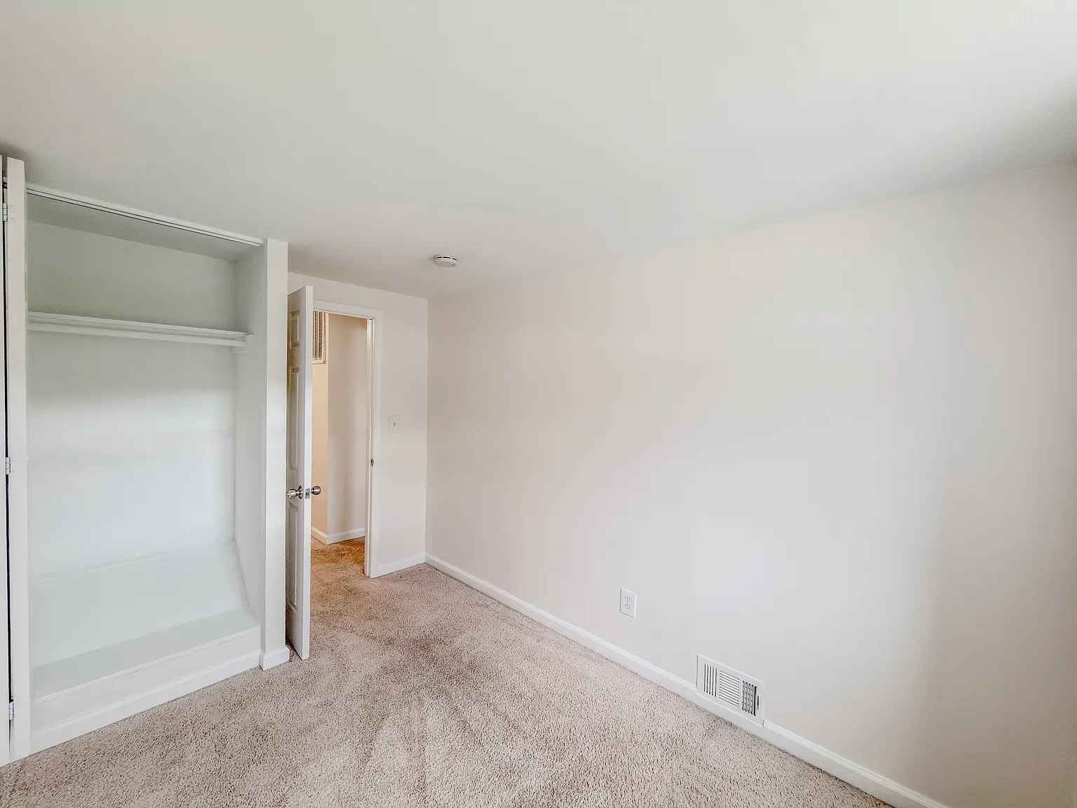 7602 Allendale Circle - 1 — Photo 2