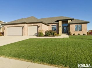 4409 Lynhurst Rd, Springfield, IL 62711