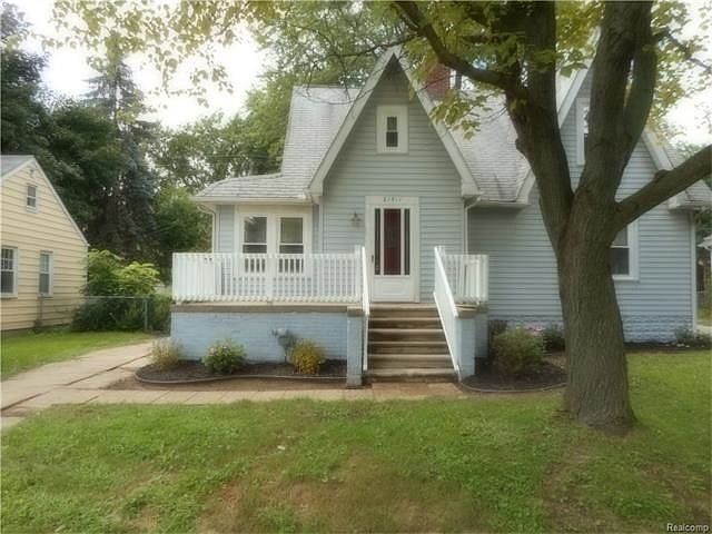 1st image of 21511 Oxford Ave