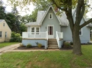 21511 Oxford Ave, Farmington Hills, MI