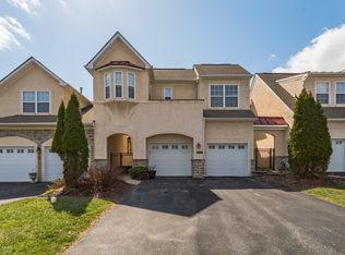 30 Old Barn Dr, West Chester, PA 19382