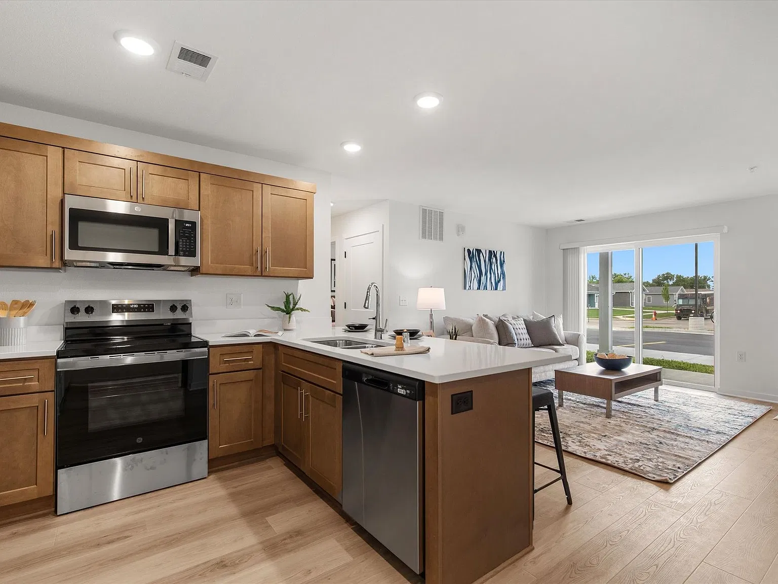 Meadow Estates Apartments — Photo 4