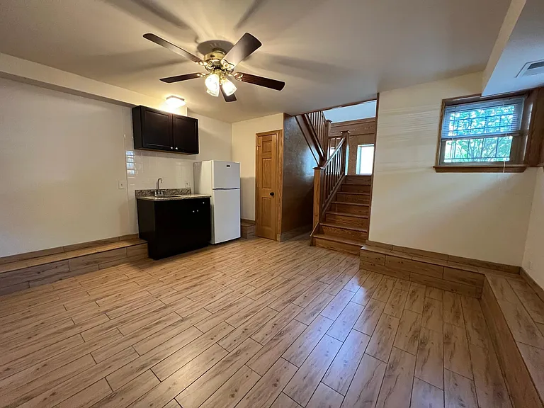 1535 West Addison — Photo 83
