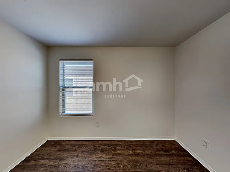 683 N Nestled Hummingbird Ln — Photo 16
