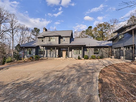 2nd image of 2898 Montana Way