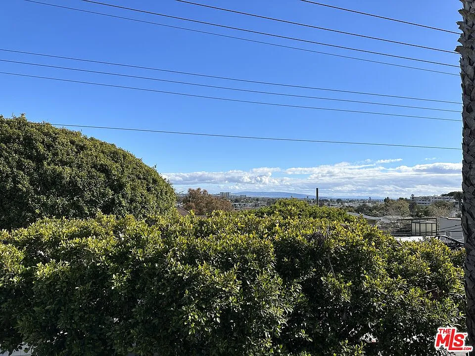 1 bed, 1.0 bath, 750 sqft, $3,500 — Photo 1