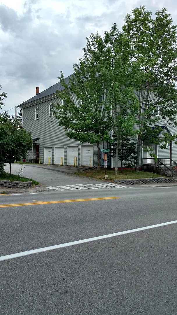 17 Main Street — Photo 2