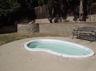 10510 Silverton Ave, Tujunga, CA 91042