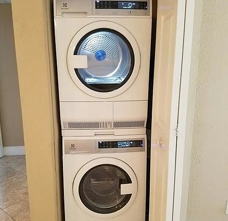 3rd image of 10926 Royal Palm Blvd #1