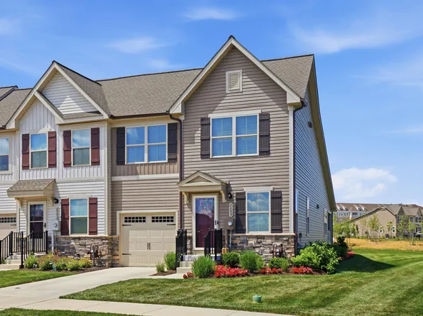 2495 Silver Leaf Dr, Frederick, MD 21702