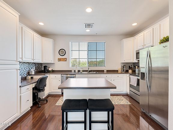4th image of 4455 E PARADISE VILLAGE Parkway S #1072