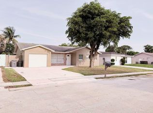 22750 SW 65th Ter, Boca Raton, FL 33428
