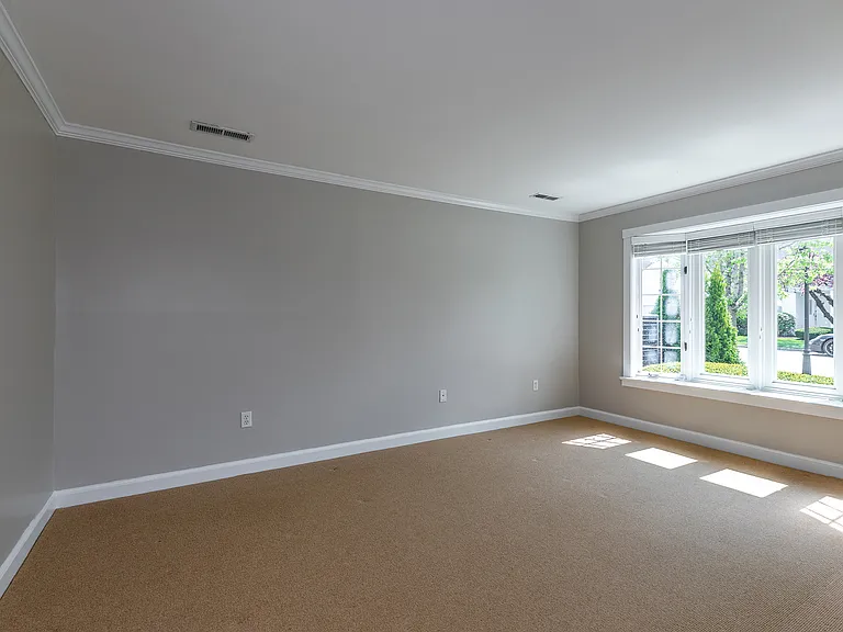 2 Emerson Ct — Photo 24