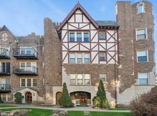 5711 N Kimball Ave APT 1S, Chicago, IL 60659
