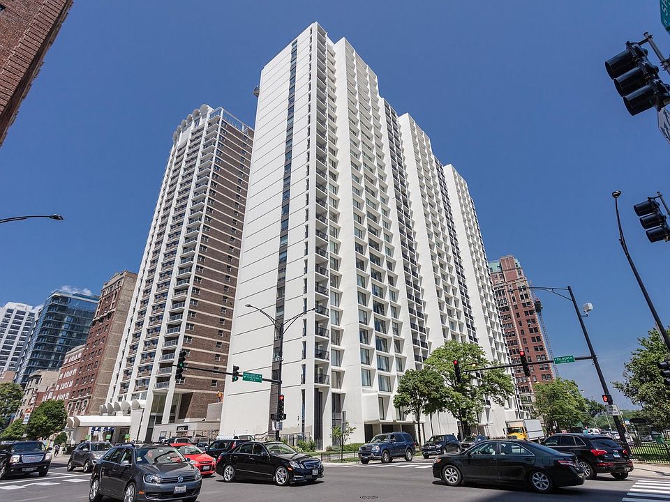 1st image of 3200 N Lake Shore Dr APT 404