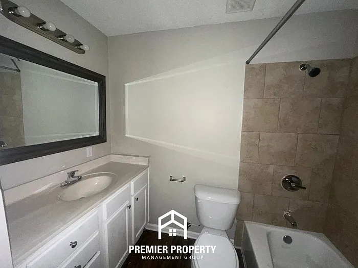 5234 Yellowood Rd — Photo 13