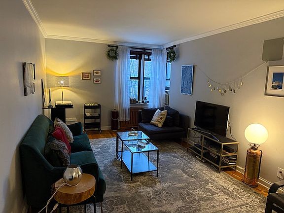 2nd image of 2280 Burnett St APT 2J
