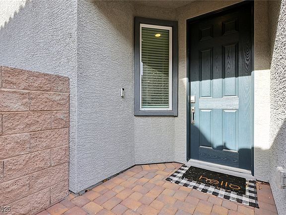 5th image of 4347 Outlook Vista Ave