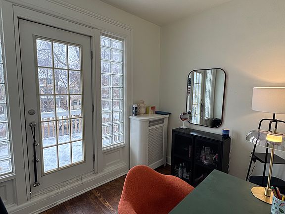 4th image of 341 Richmond Ave APT 2