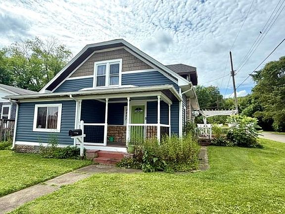 4th image of 3257 Chase St