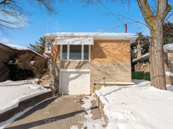 18 Hinton Rd, Toronto, ON M9W 2V1