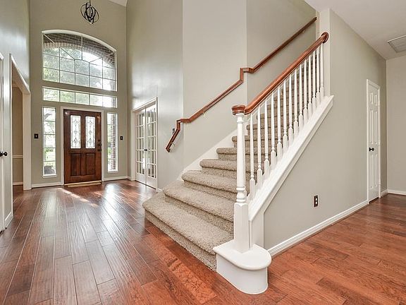 A view of the bright and warm entry. Front door has been recently refinished (2017).