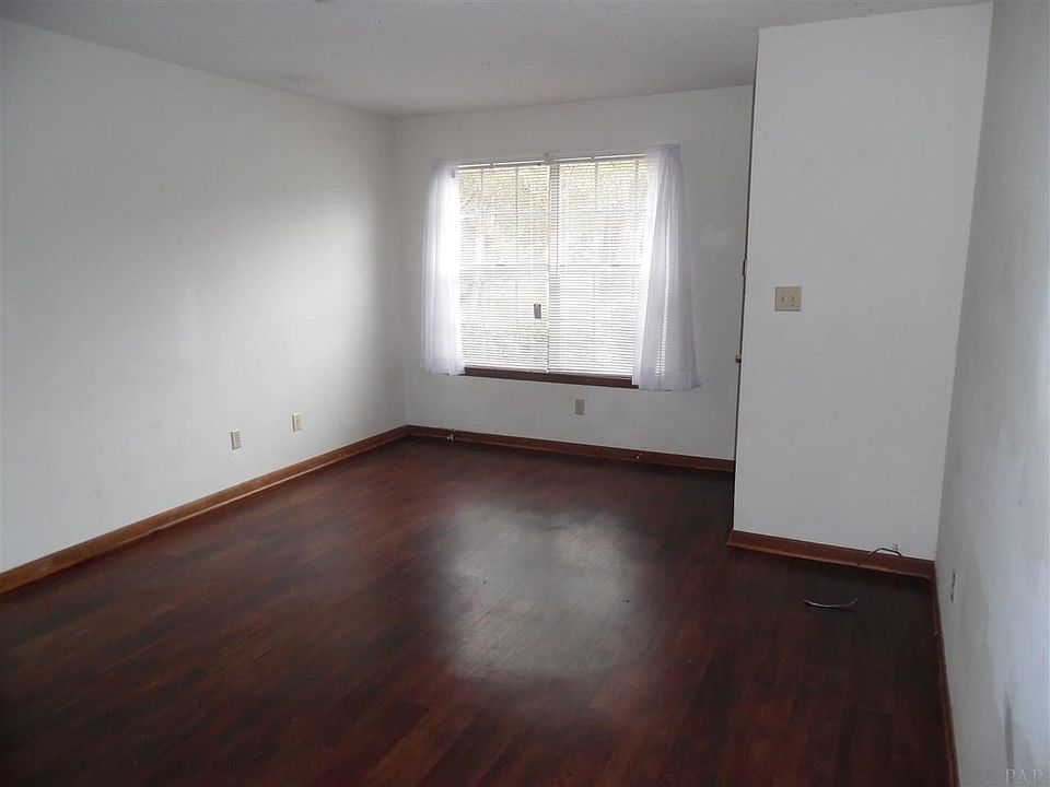 1st image of 802 Mills Ave #B