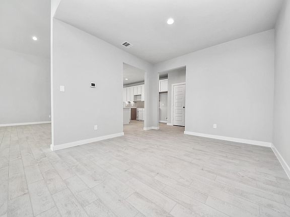 5th image of 25414 Cove Bend Way