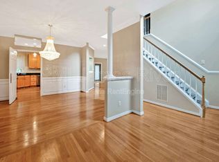 9370 Windsor Shade Dr, Mechanicsville, VA 23116