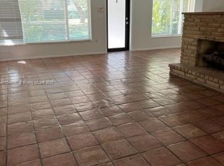 7777 SW 70th St #7777, Miami, FL 33143