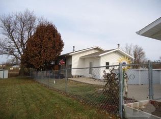 212 W Main St, Drakesville, IA 52552