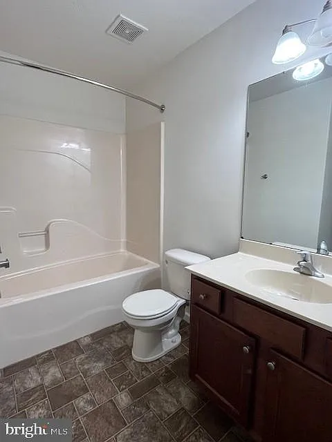 2 bed, 1261 sqft, $1,975 — Photo 4