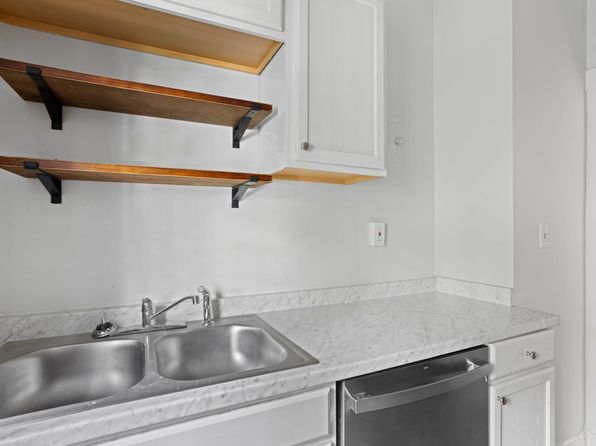 144 W Henry St APT 210