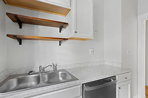 City View Apartments Photo 1