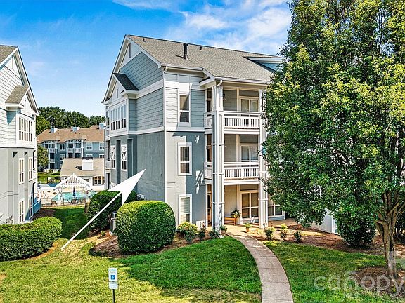 5th image of 18824 Nautical Dr APT 35