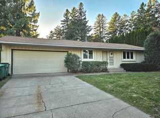 1008 Northland Ave, Stillwater, MN 55082