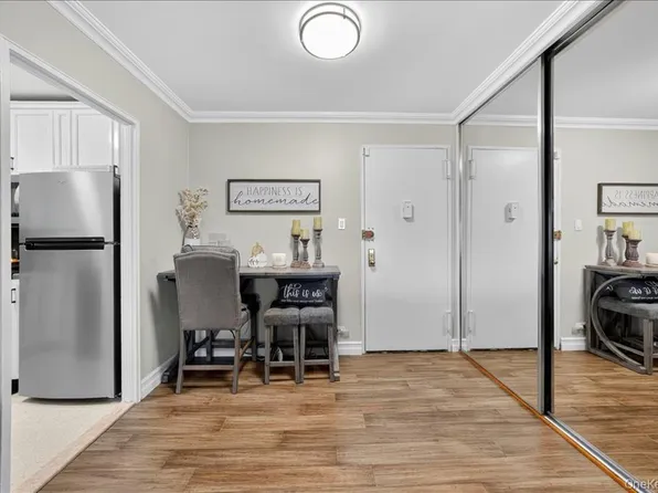 1170 Ocean Parkway image 20 of 31