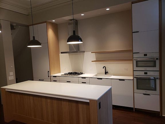 3rd image of 277 Clermont Ave