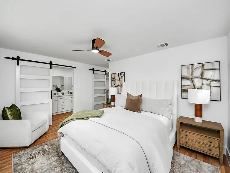 6249 Locke Ln — Photo 45