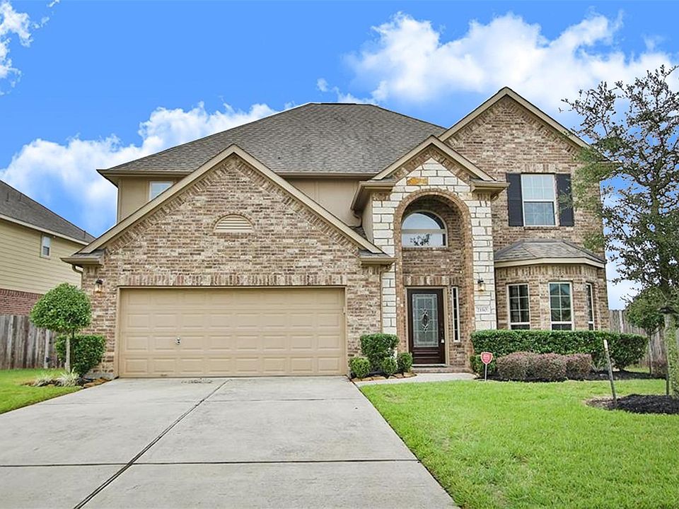 1st image of 2110 Lisboa Ln