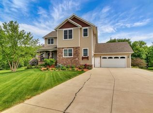 1300 Sierra Ct, Sartell, MN 56377
