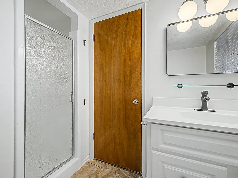 8324 E Sheridan St — Photo 8