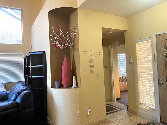 5th image of 9512 Ringford Ct