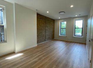 1113 S Racine Ave #3, Chicago, IL 60607