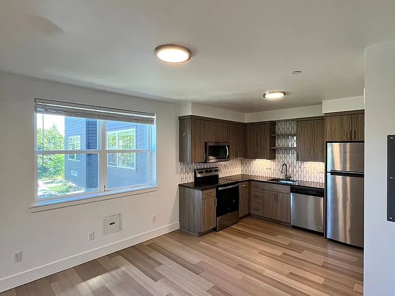 The Bozeman by Star Metro — Photo 33