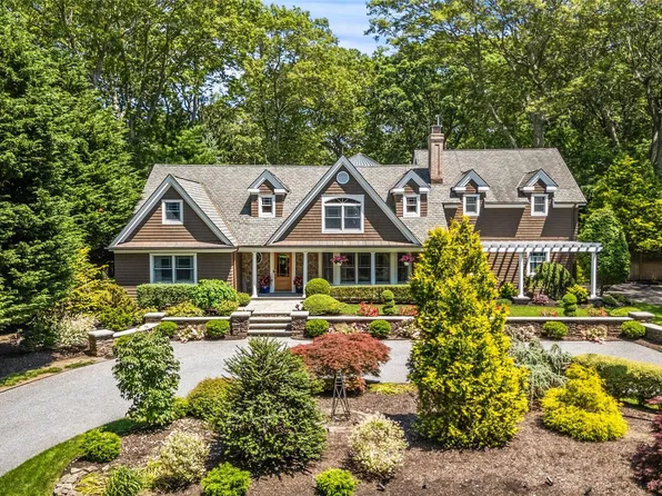 4745 N Bayview Road, Southold, NY 11971